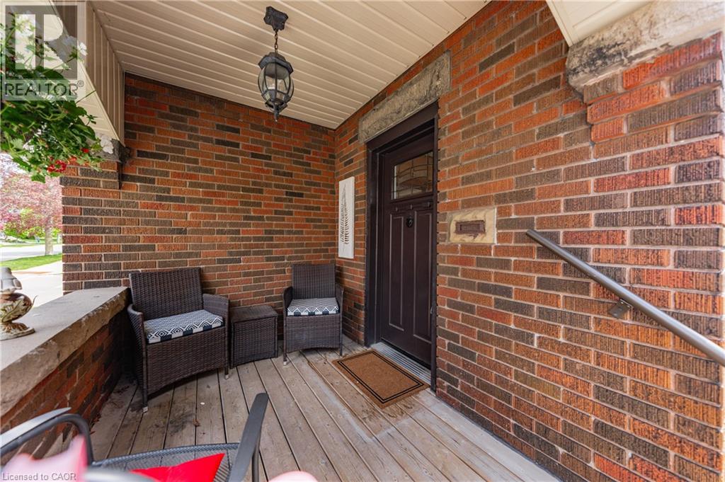 39 Borden Avenue N, Kitchener, Ontario  N2H 3H9 - Photo 4 - 40831165