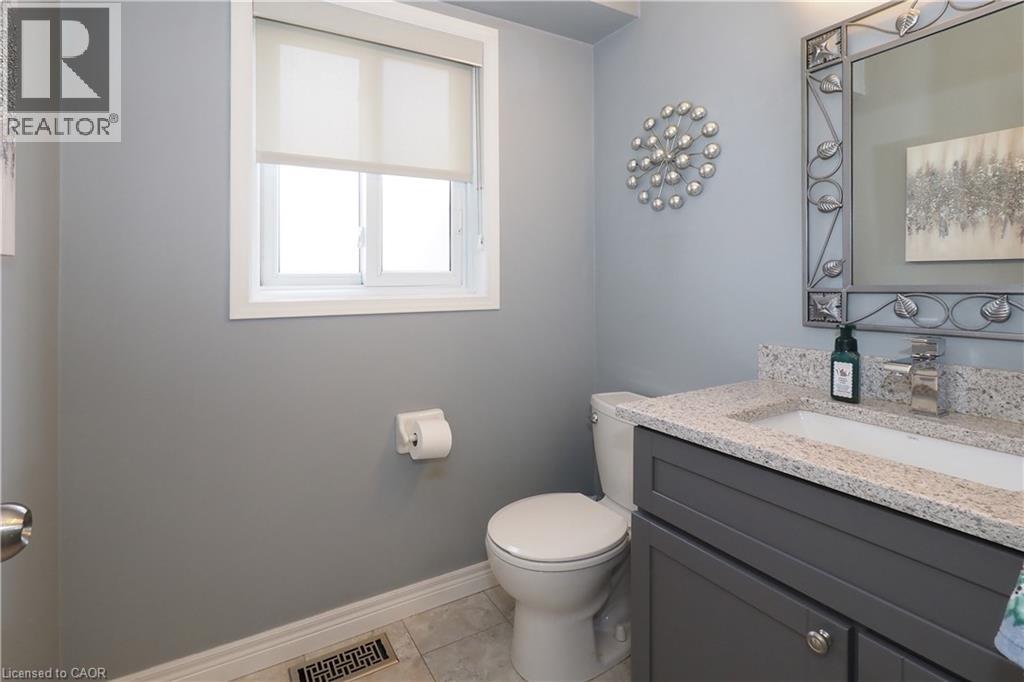 70 Queen Charlotte Crescent, Kitchener, Ontario  N2E 3N6 - Photo 28 - 40830310