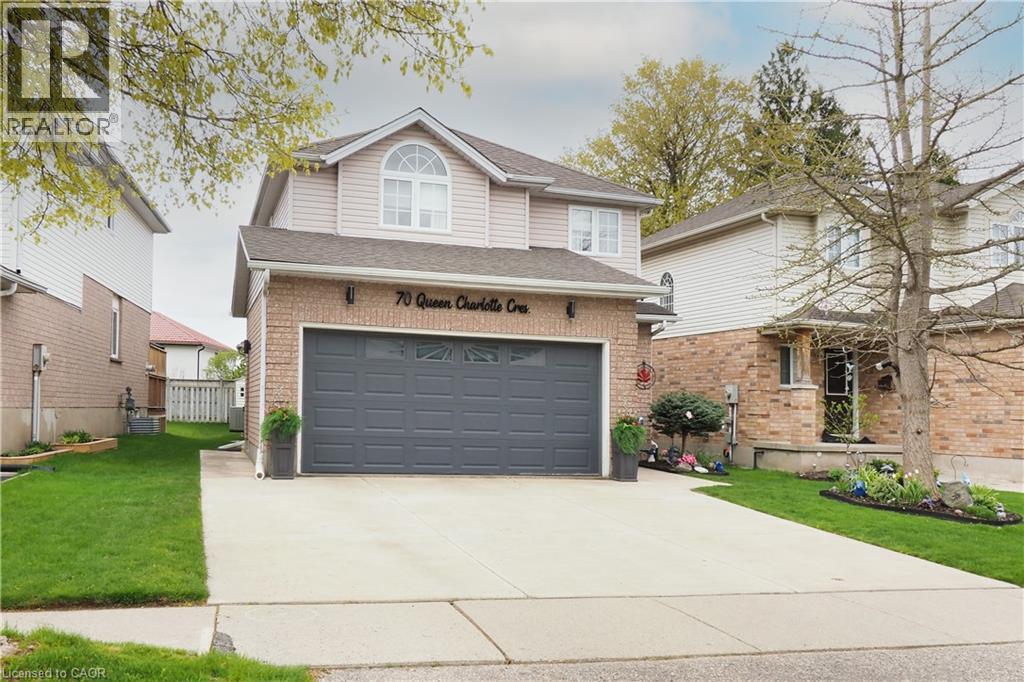 70 Queen Charlotte Crescent, Kitchener, Ontario  N2E 3N6 - Photo 3 - 40830310