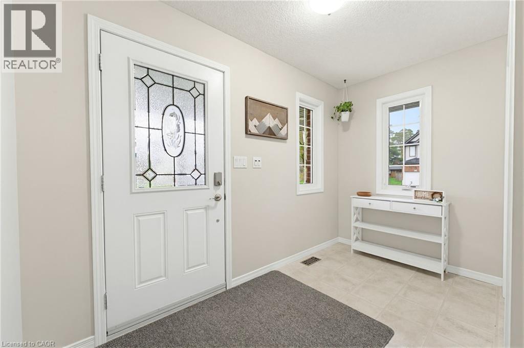 740 Reid Crescent, Listowel, Ontario  N4W 0A2 - Photo 4 - 40829091