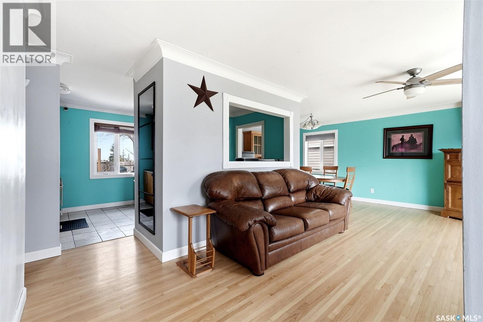 2510 Edward Street, Regina, Saskatchewan  S4S 0M8 - Photo 4 - SK034426