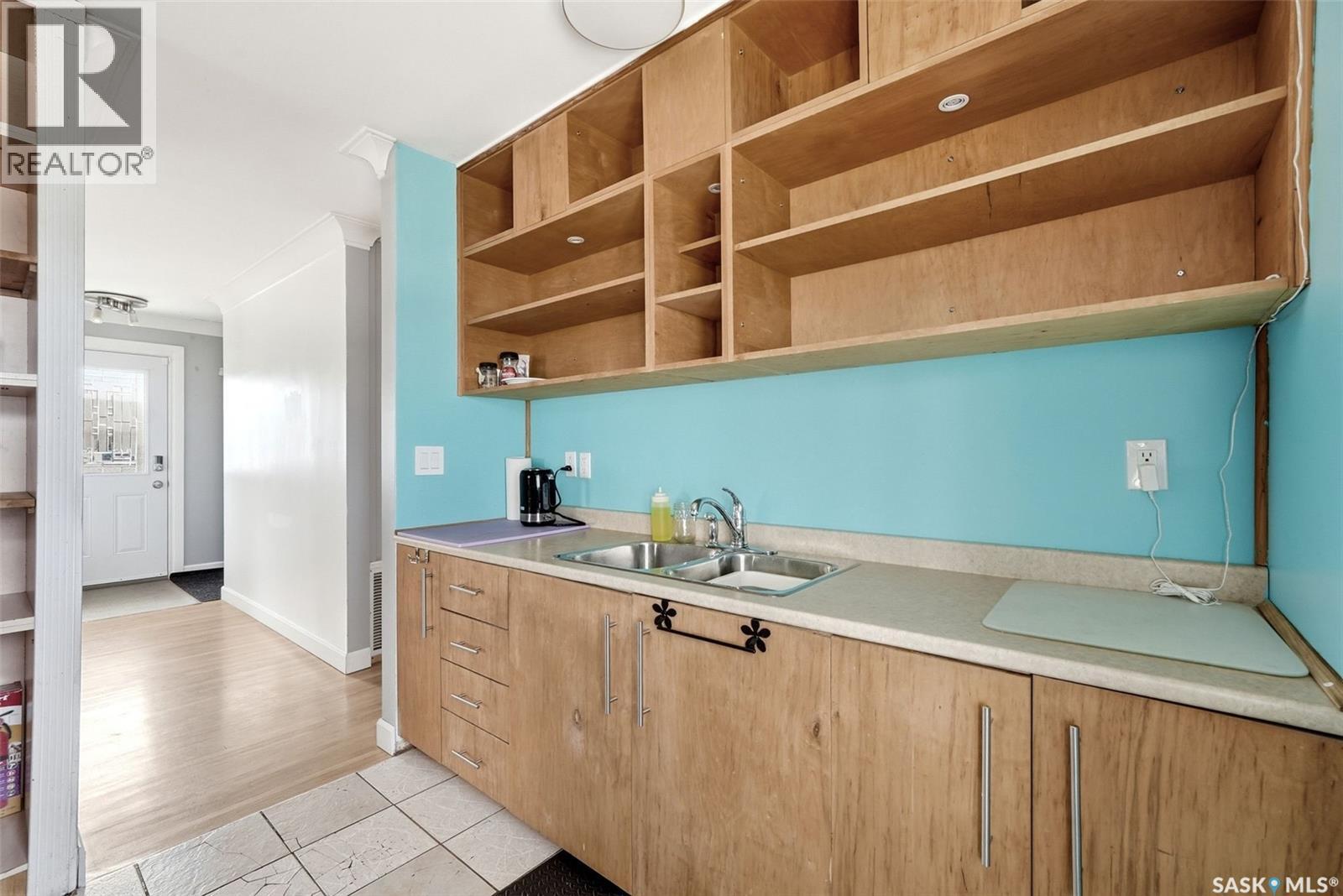 2510 Edward Street, Regina, Saskatchewan  S4S 0M8 - Photo 10 - SK034426