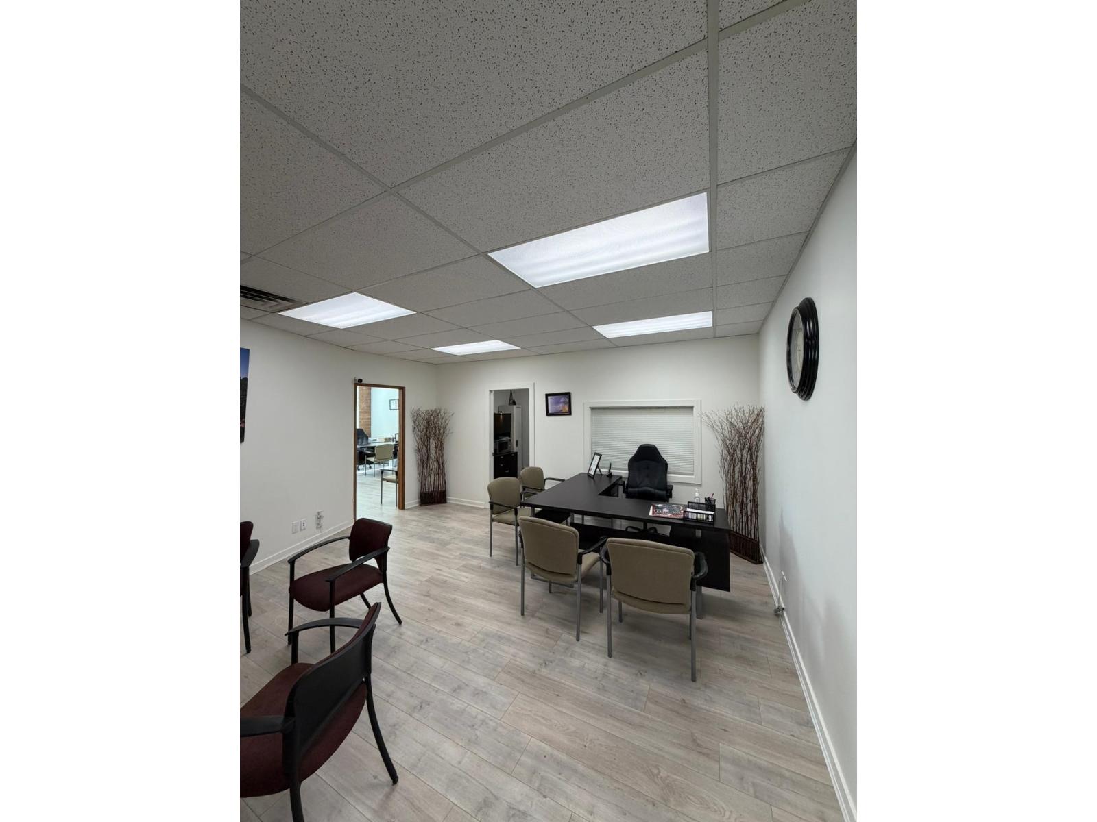205 8232 120 Street, Surrey, British Columbia  V3W 3N4 - Photo 2 - C8078850