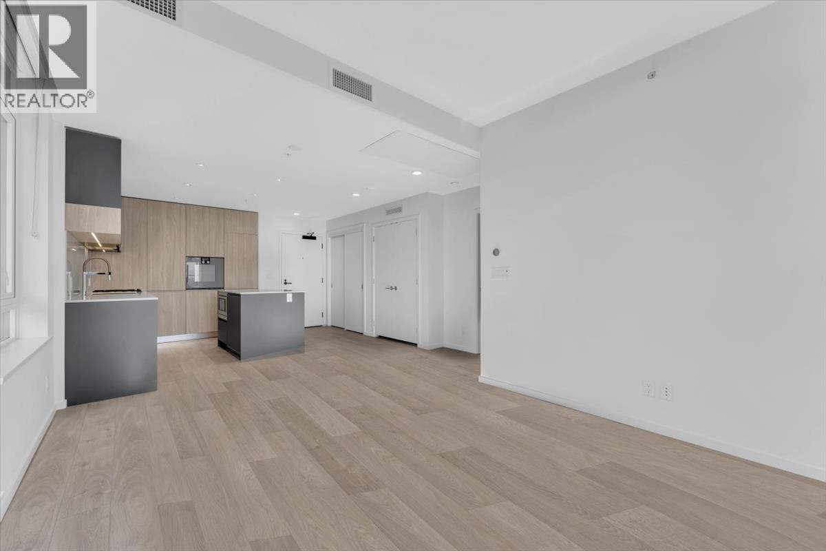 Listing Picture 7 of 16 : 933 6300 MINORU BOULEVARD, Richmond / 烈治文 - 魯藝地產 Yvonne Lu Group - MLS Medallion Club Member