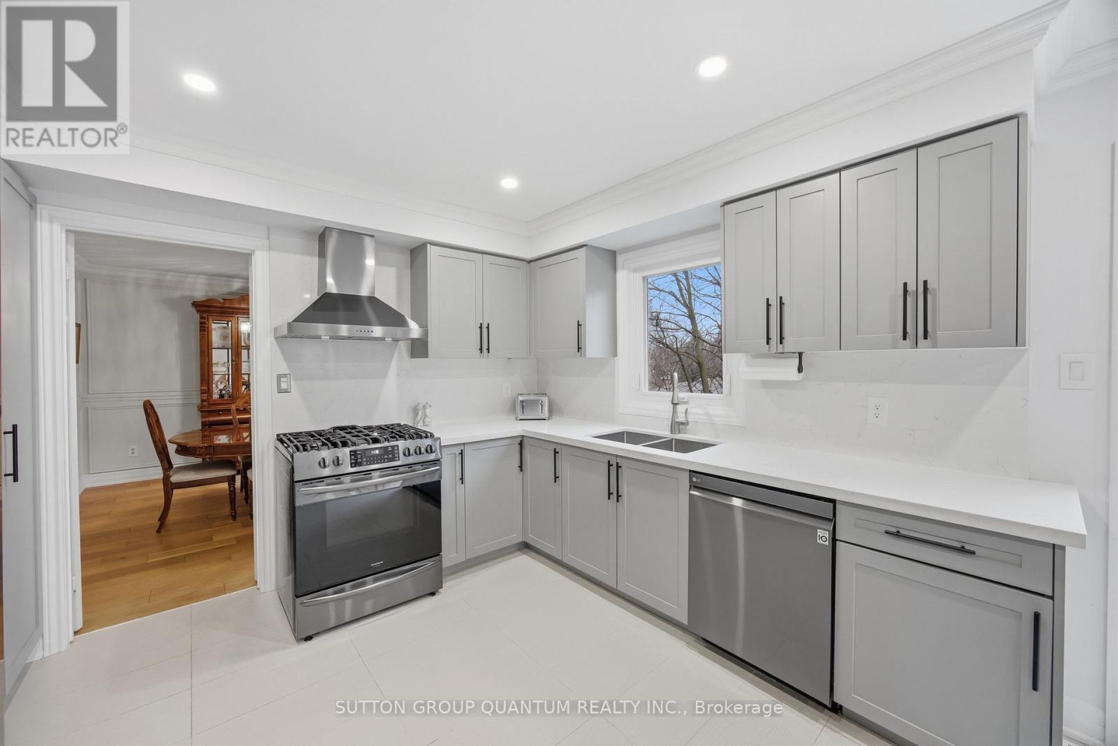 2509 King Forrest Drive, Mississauga, Ontario  L5K 2E5 - Photo 17 - W12991554