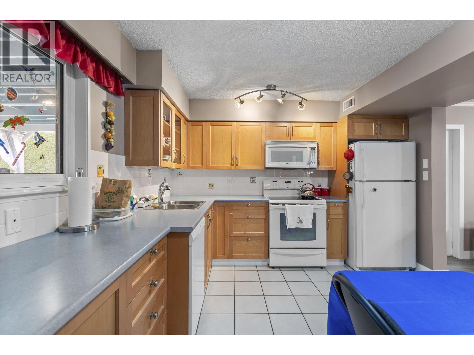 944 Porter Street, Coquitlam, British Columbia  V3J 5C2 - Photo 24 - R3124937