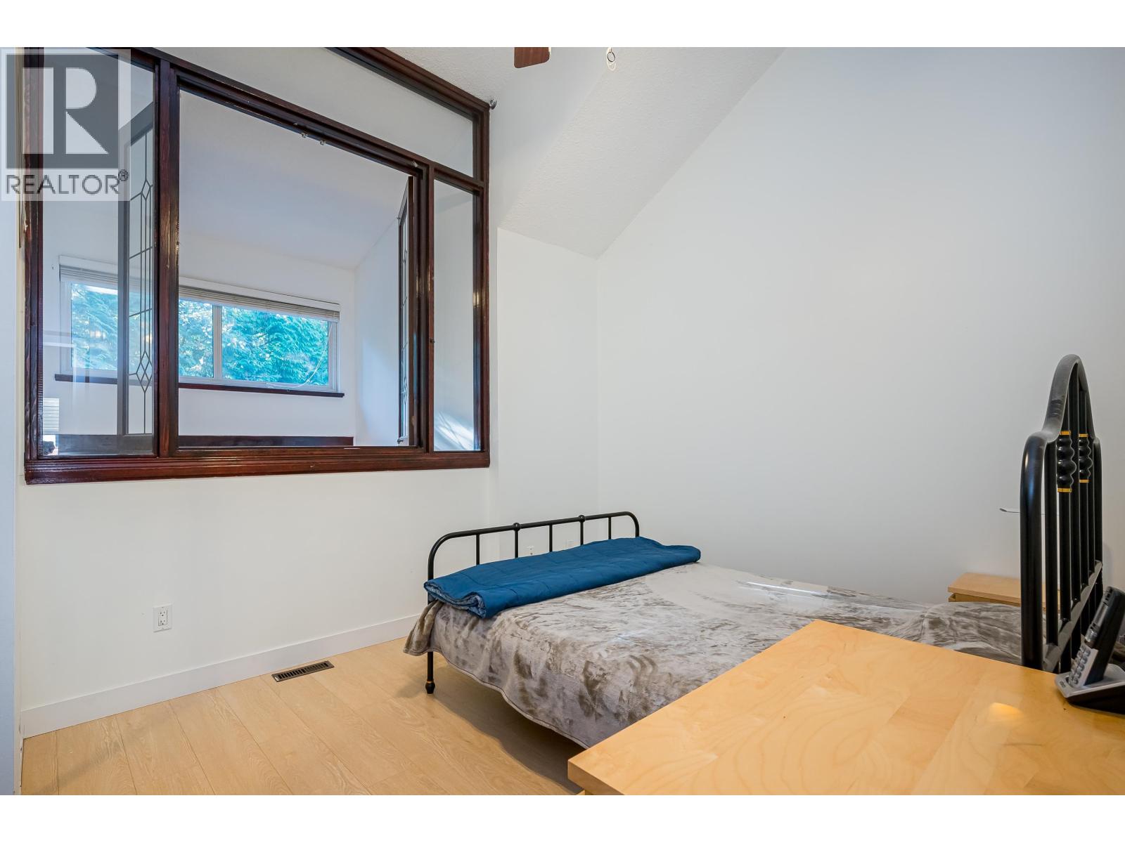 4814 Fernglen Drive, Burnaby, British Columbia  V5G 3V7 - Photo 18 - R3114404