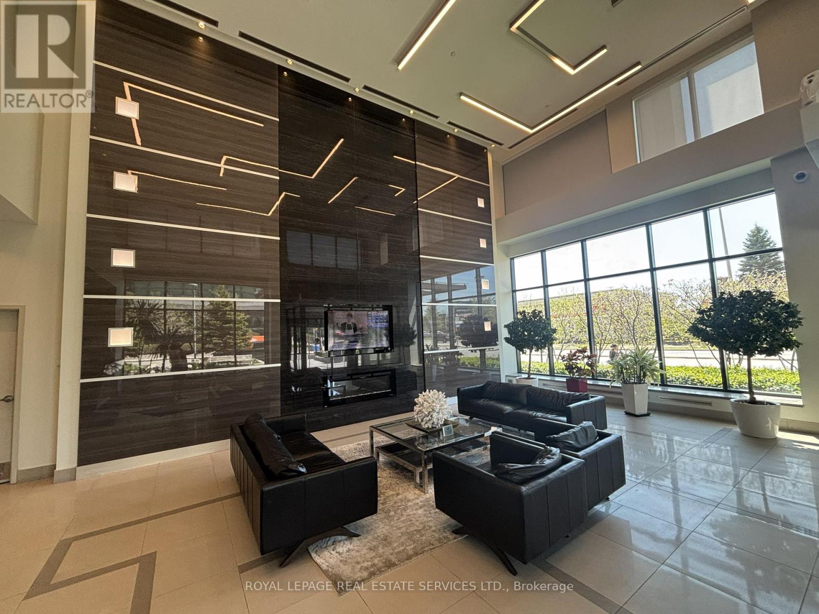 3401 - 3975 Grand Park Drive, Mississauga, Ontario  L5B 0K4 - Photo 2 - W13145982