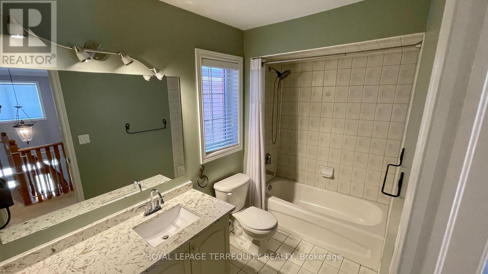 2114 Helmsley Avenue, Oakville, Ontario  L6M 4R5 - Photo 18 - W13146088
