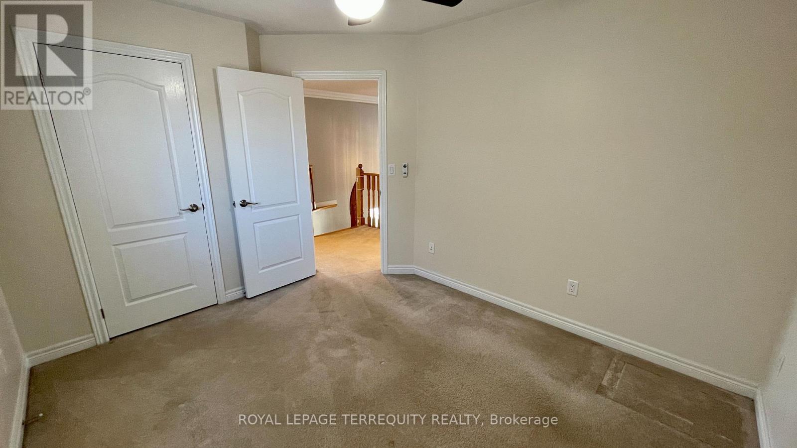2114 Helmsley Avenue, Oakville, Ontario  L6M 4R5 - Photo 24 - W13146088
