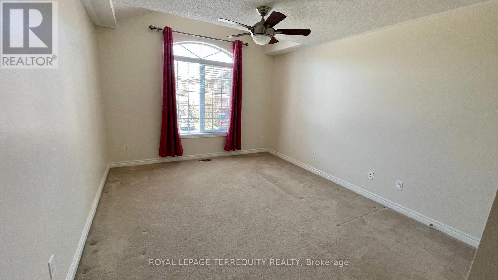 2114 Helmsley Avenue, Oakville, Ontario  L6M 4R5 - Photo 25 - W13146088