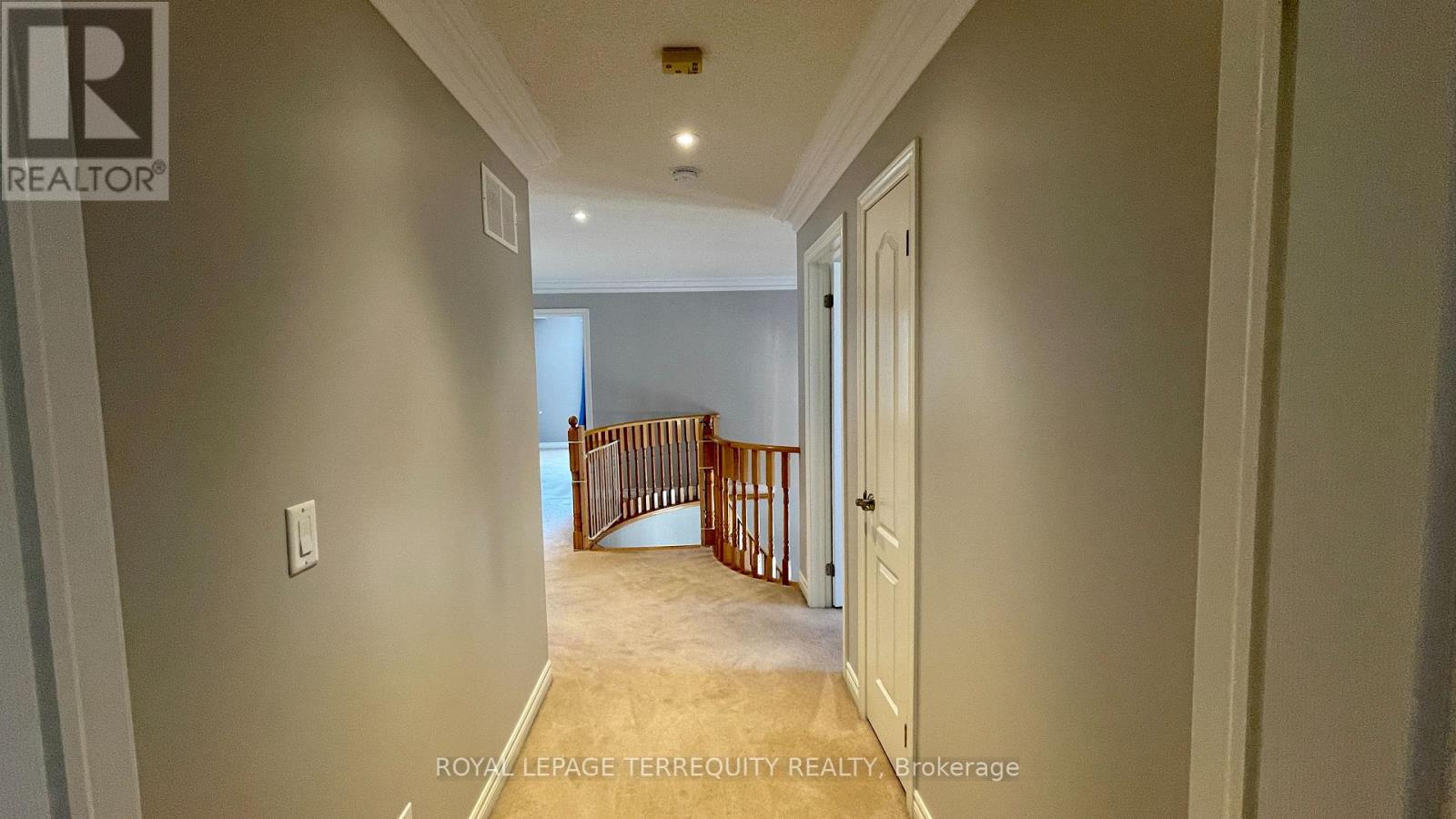 2114 Helmsley Avenue, Oakville, Ontario  L6M 4R5 - Photo 28 - W13146088