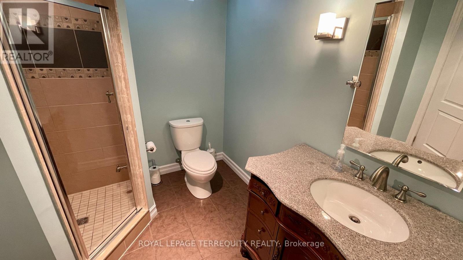 2114 Helmsley Avenue, Oakville, Ontario  L6M 4R5 - Photo 35 - W13146088