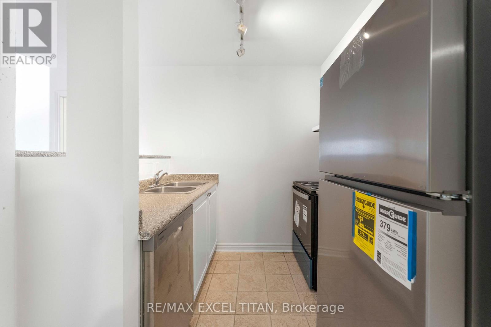 605 - 1401 Dupont Street, Toronto, Ontario  M6H 2B1 - Photo 13 - W13146098
