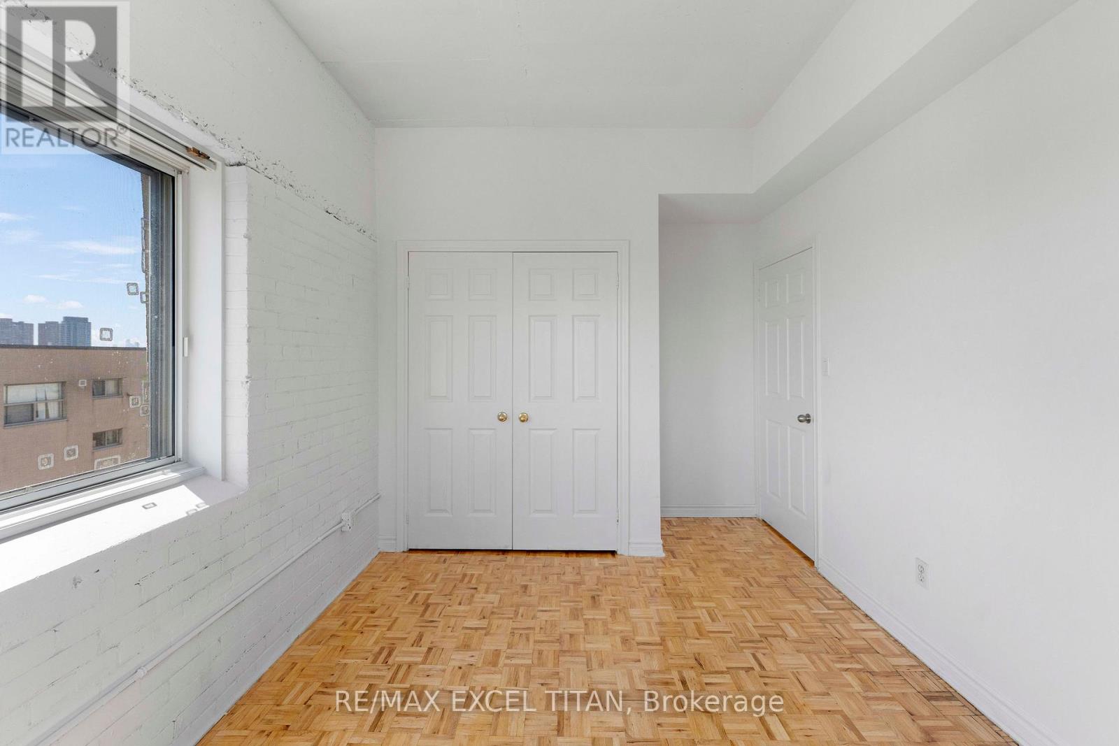 605 - 1401 Dupont Street, Toronto, Ontario  M6H 2B1 - Photo 6 - W13146098