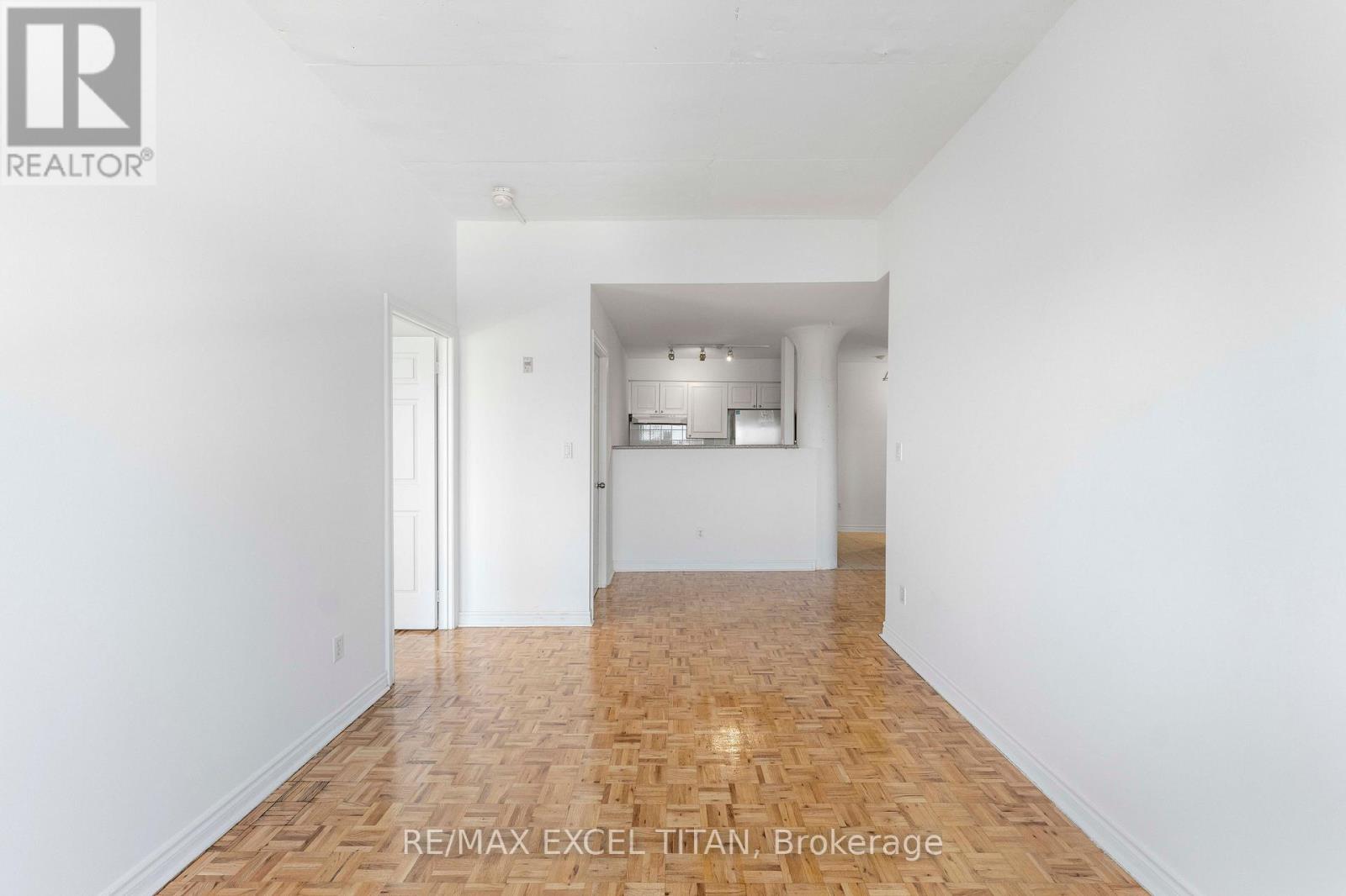 605 - 1401 Dupont Street, Toronto, Ontario  M6H 2B1 - Photo 7 - W13146098