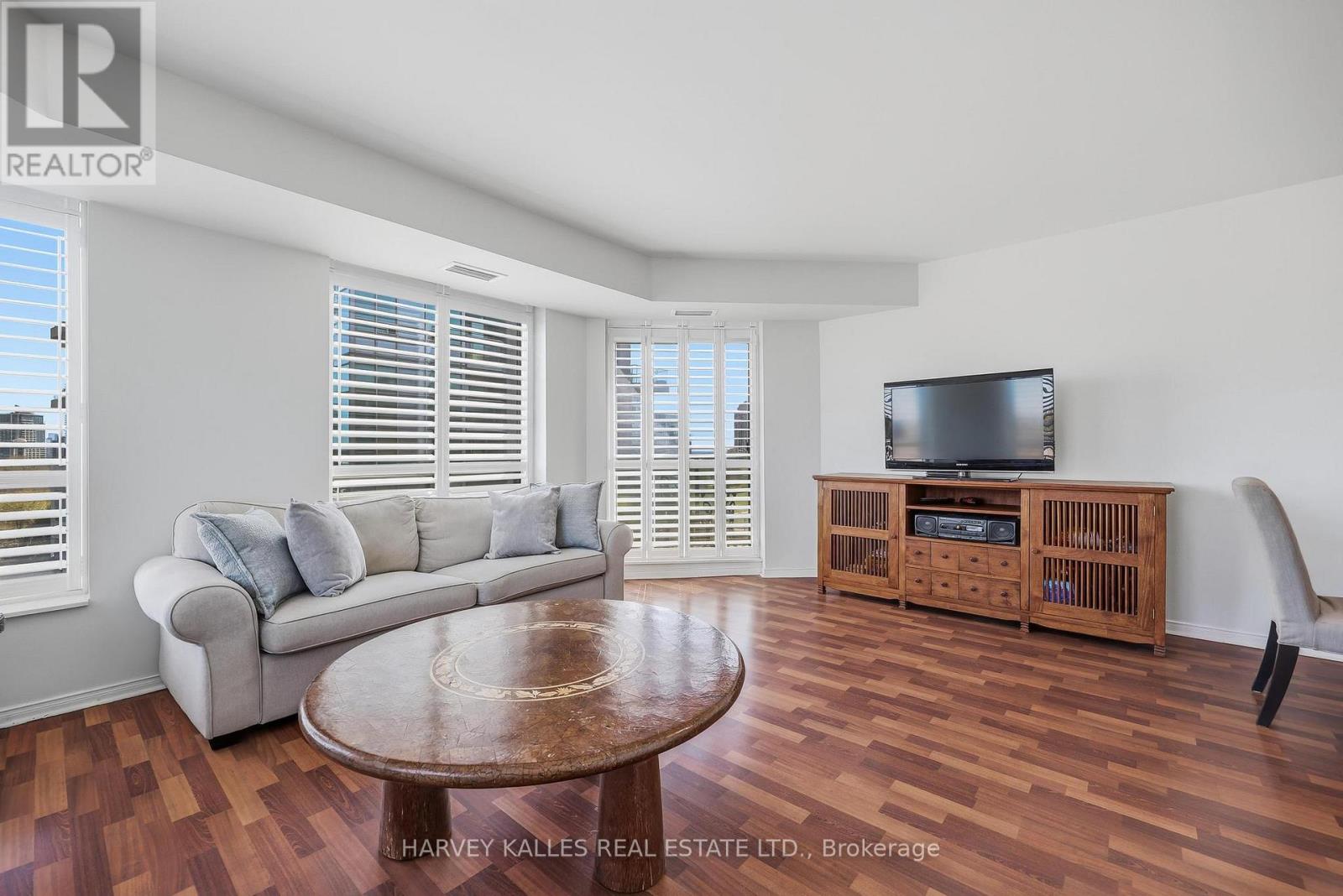 904 - 190 Manitoba Street, Toronto, Ontario M8Y 3Y8 - Photo 6 - W13146104