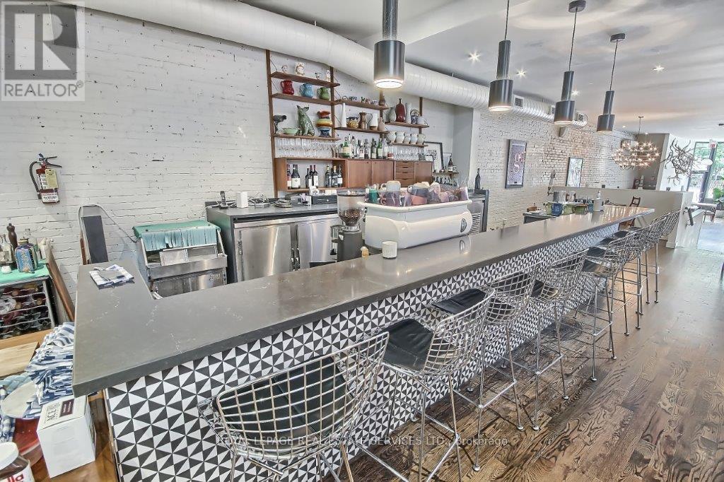 3047 Dundas Street W, Toronto, Ontario  M6P 1Z5 - Photo 10 - W13146124
