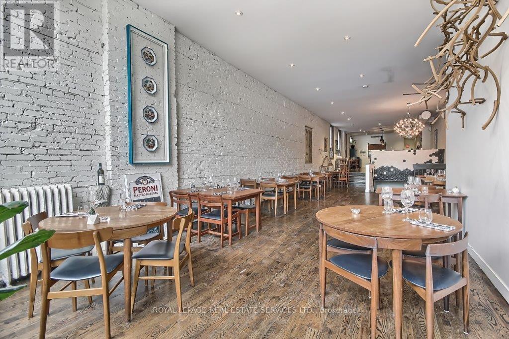 3047 Dundas Street W, Toronto, Ontario  M6P 1Z5 - Photo 3 - W13146124