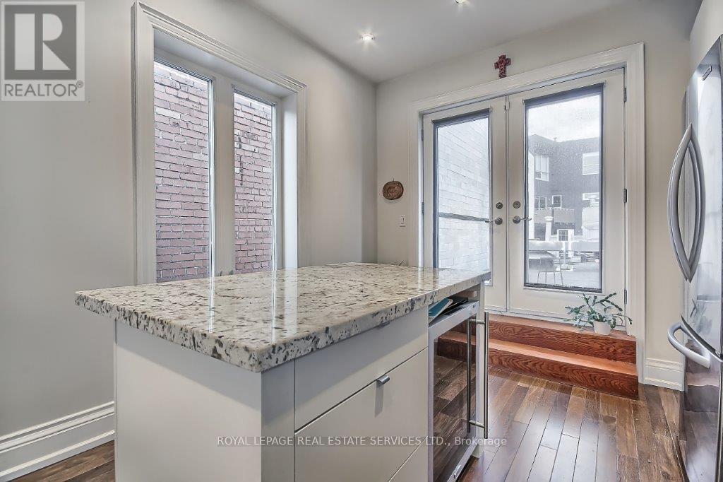 3047 Dundas Street W, Toronto, Ontario  M6P 1Z5 - Photo 34 - W13146124