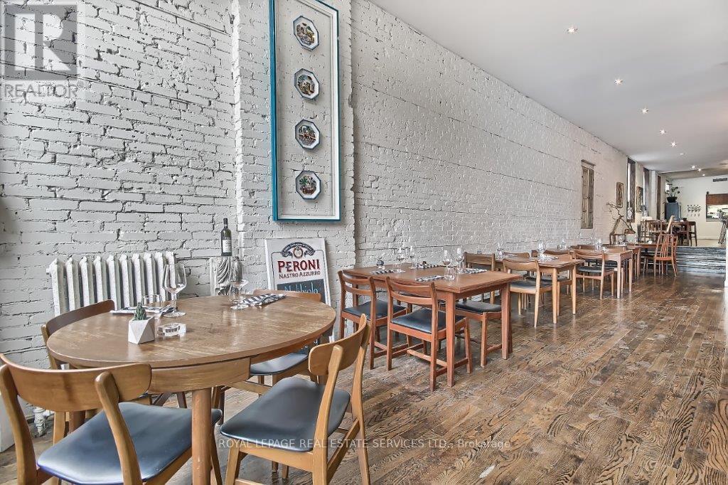 3047 Dundas Street W, Toronto, Ontario  M6P 1Z5 - Photo 4 - W13146124