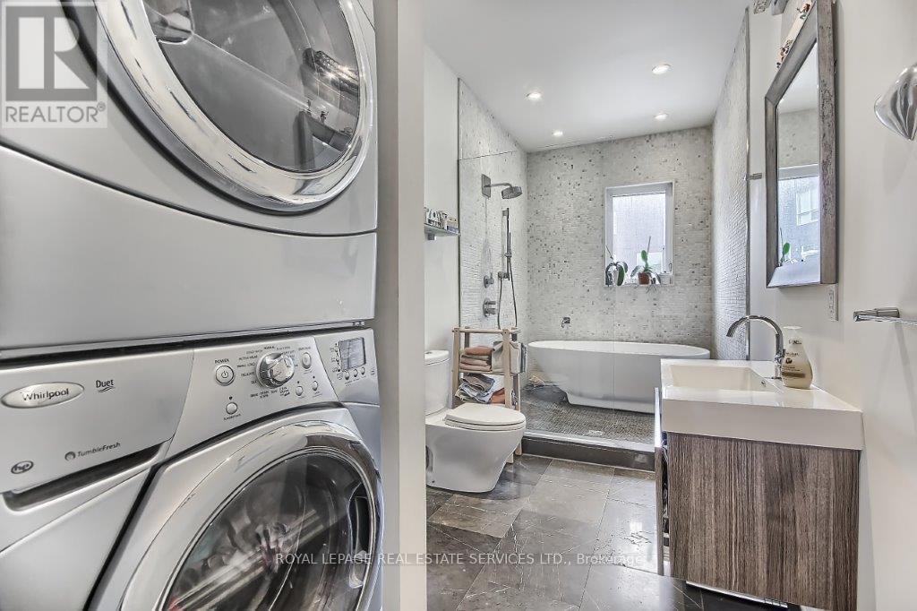 3047 Dundas Street W, Toronto, Ontario  M6P 1Z5 - Photo 42 - W13146124
