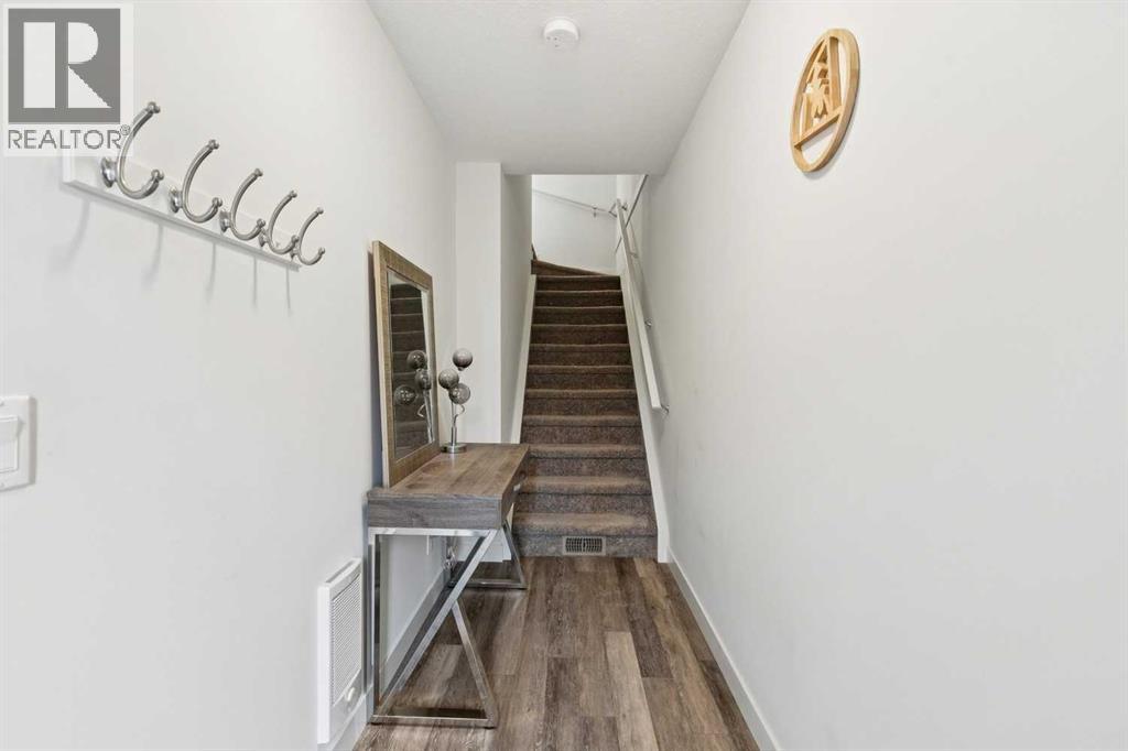 108, 11 Evanscrest Mews Nw, Calgary, Alberta  T3P 0Y1 - Photo 2 - A2311427