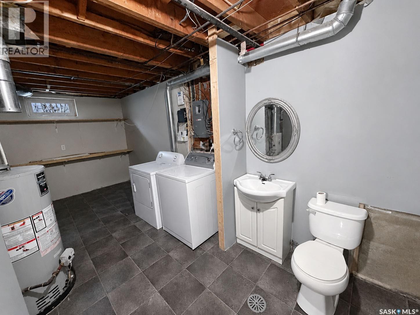 1424 Goshen Place, Prince Albert, Saskatchewan  S6V 0R8 - Photo 11 - SK036415