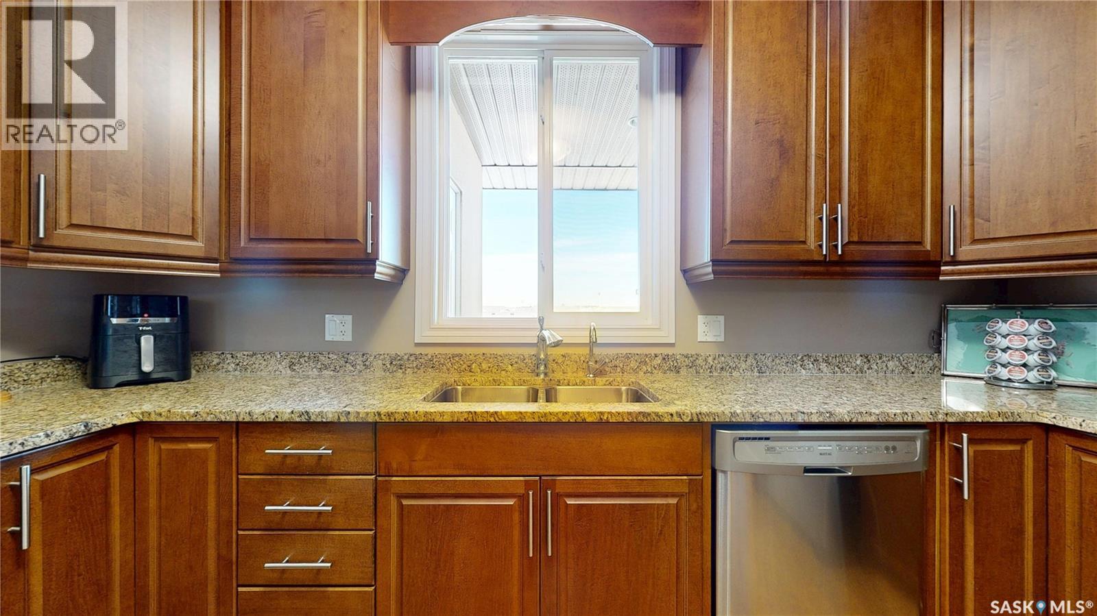 3750 Haughton Road E, Regina, Saskatchewan  S4V 1R6 - Photo 8 - SK036345