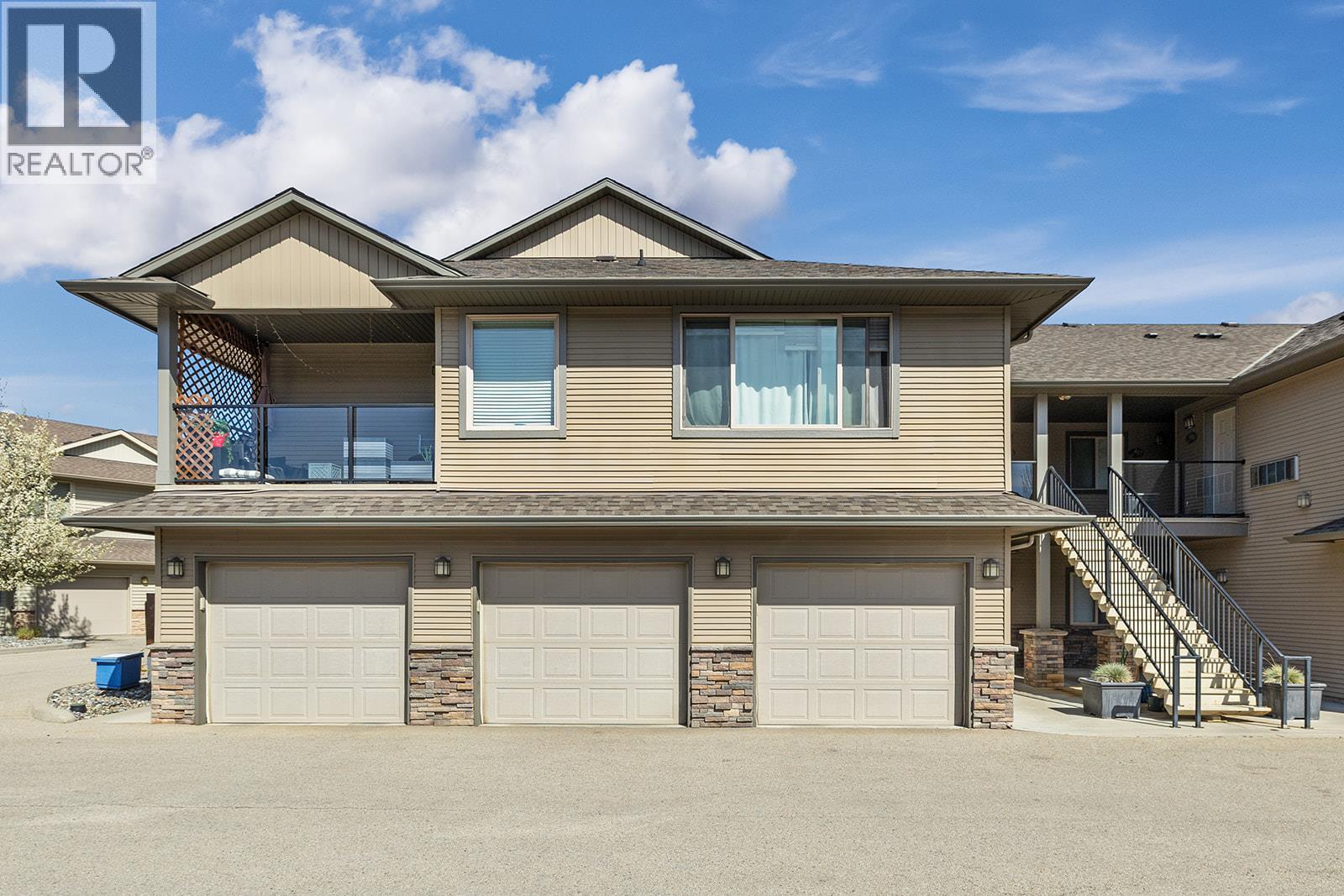3350 Woodsdale Road Unit# 401, Lake Country, British Columbia  V4V 2R7 - Photo 1 - 10383353