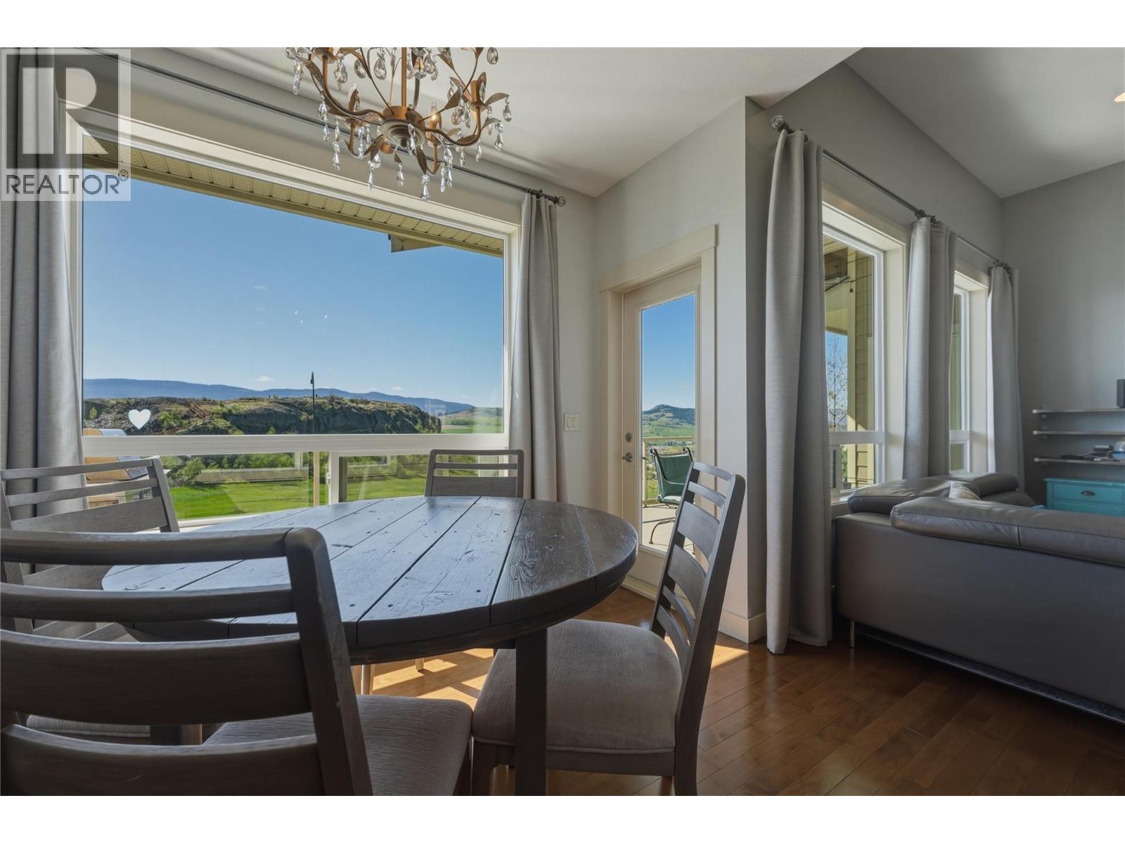 4116 Leatherback Road, Vernon, British Columbia  V1T 9W4 - Photo 10 - 10384402