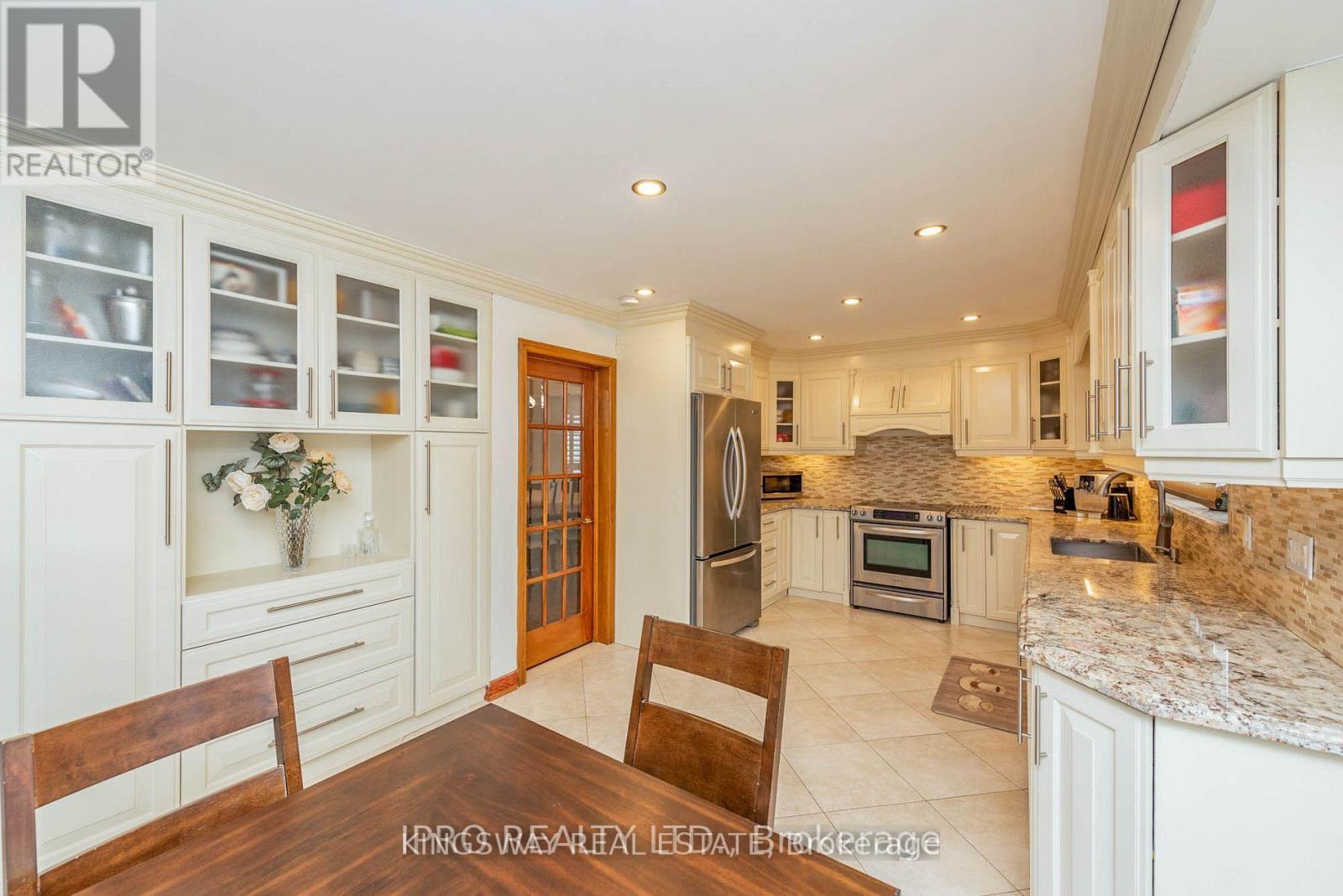 298 Forest Drive S, Vaughan, Ontario  L4L 3T5 - Photo 26 - N13146018