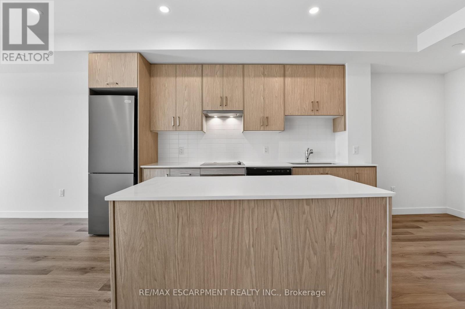 901 - 461 Green Road, Hamilton, Ontario  L8E 0L5 - Photo 6 - X13146046