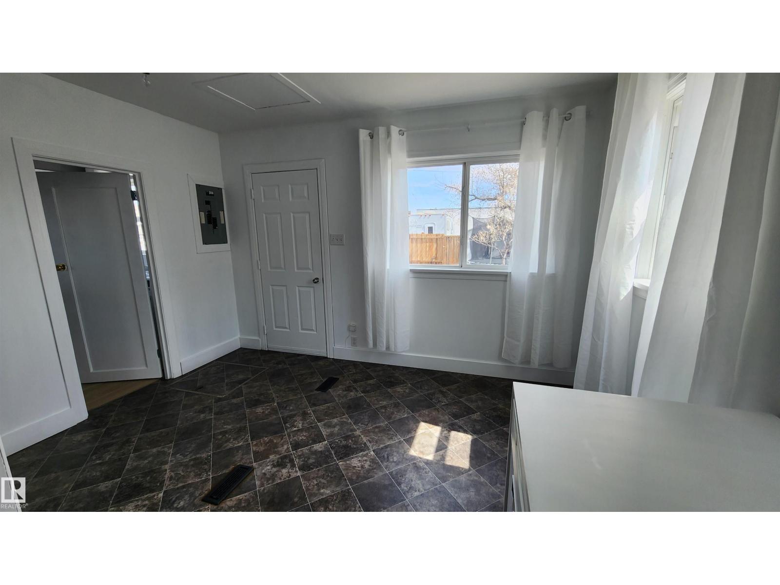 5017 51 St, Elk Point, Alberta  T0A 1A0 - Photo 16 - E4488621