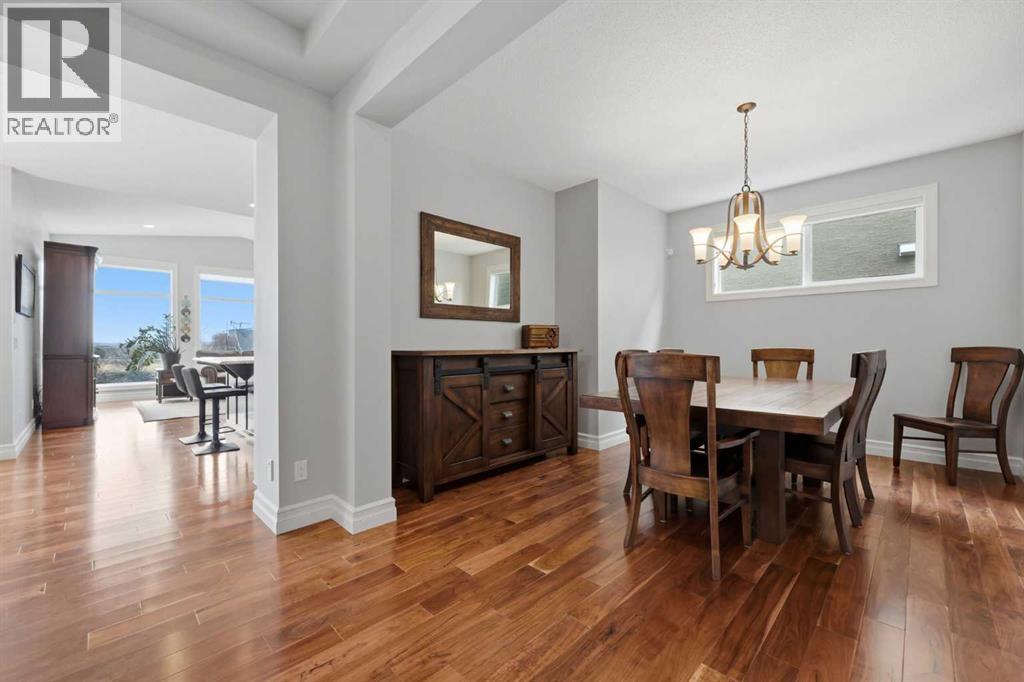 113 Cranarch Common SE, Calgary, Alberta  T3M 1M1 - Photo 5 - A2297041