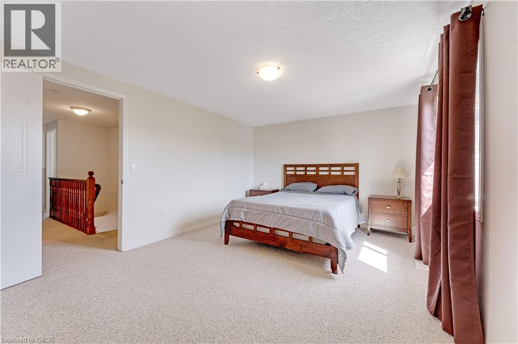 550 Dansbury Drive, Waterloo, Ontario  N2K 4E2 - Photo 18 - 40830451