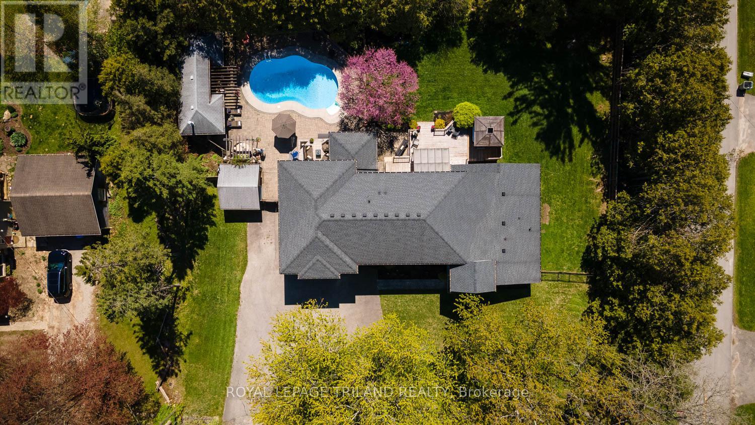 74 Kilworth Park Drive, Middlesex Centre, Ontario  N0L 1R0 - Photo 4 - X13146348