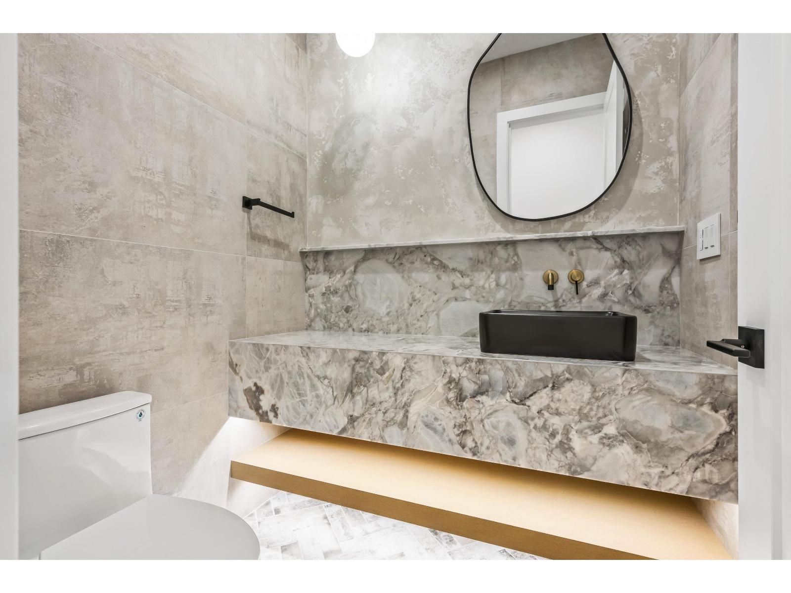 20372 42 Avenue, Langley, British Columbia  V3A 3A7 - Photo 10 - R3123796