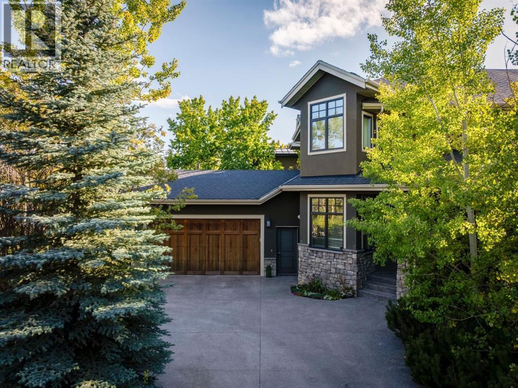 124 Posthill Drive SW, Calgary, Alberta  T3H 0J1 - Photo 4 - A2310908