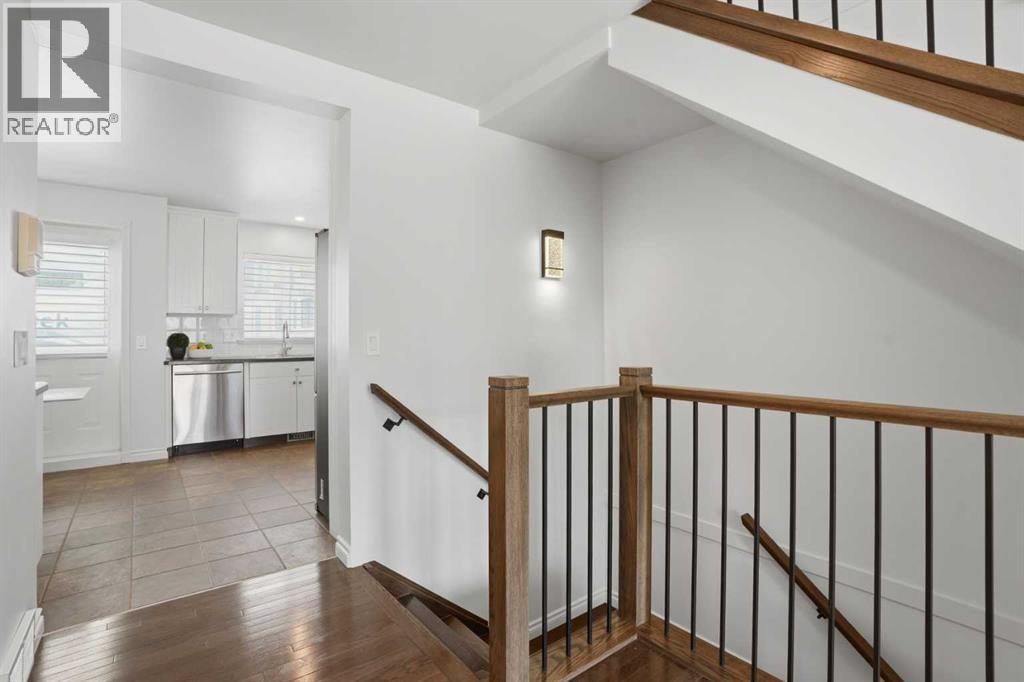 31 Mcdougall Court NE, Calgary, Alberta  T2E 8R3 - Photo 4 - A2311552