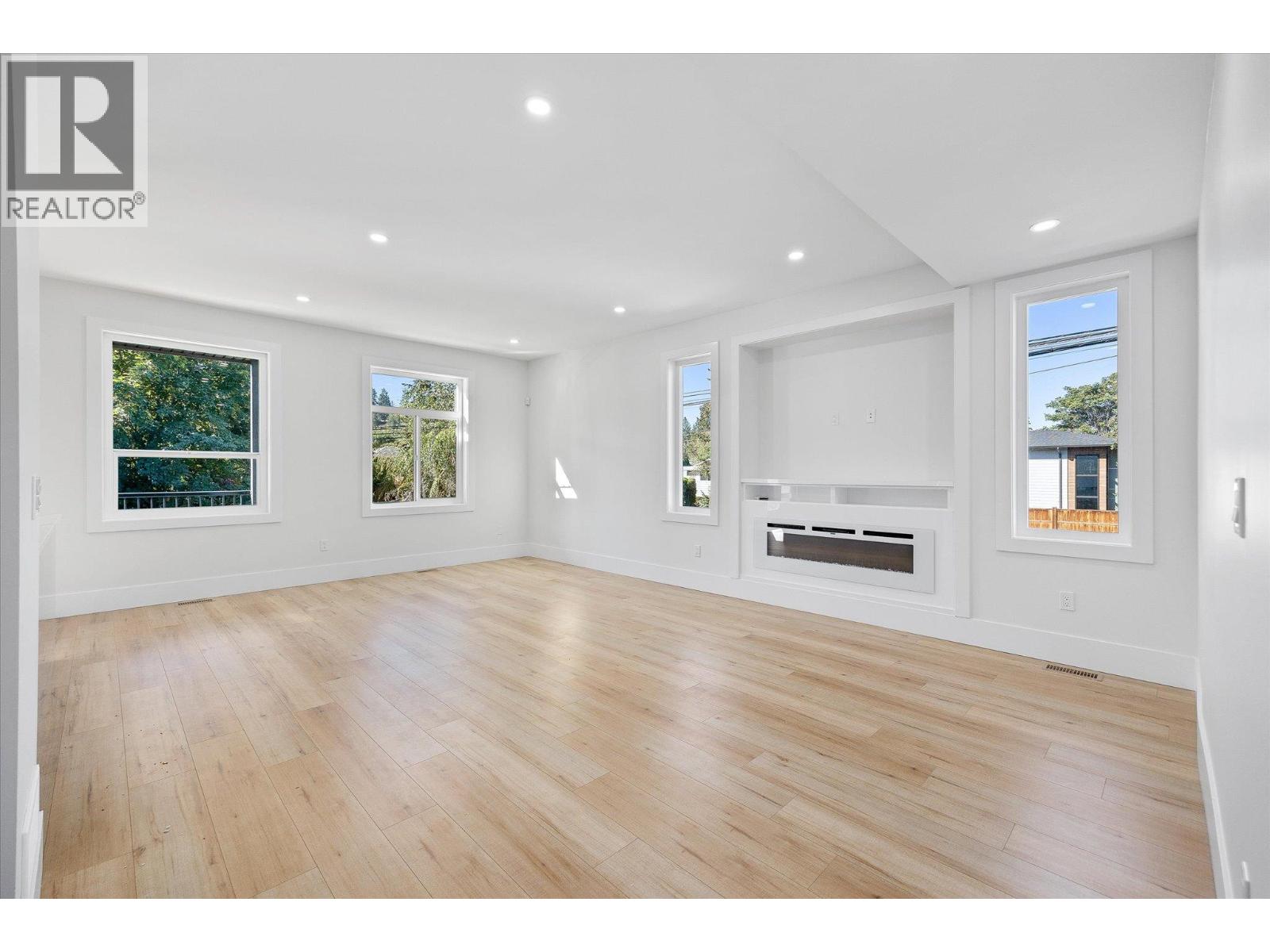 701 Mcclure Road, Kelowna, British Columbia  V1W 1M2 - Photo 8 - 10387528