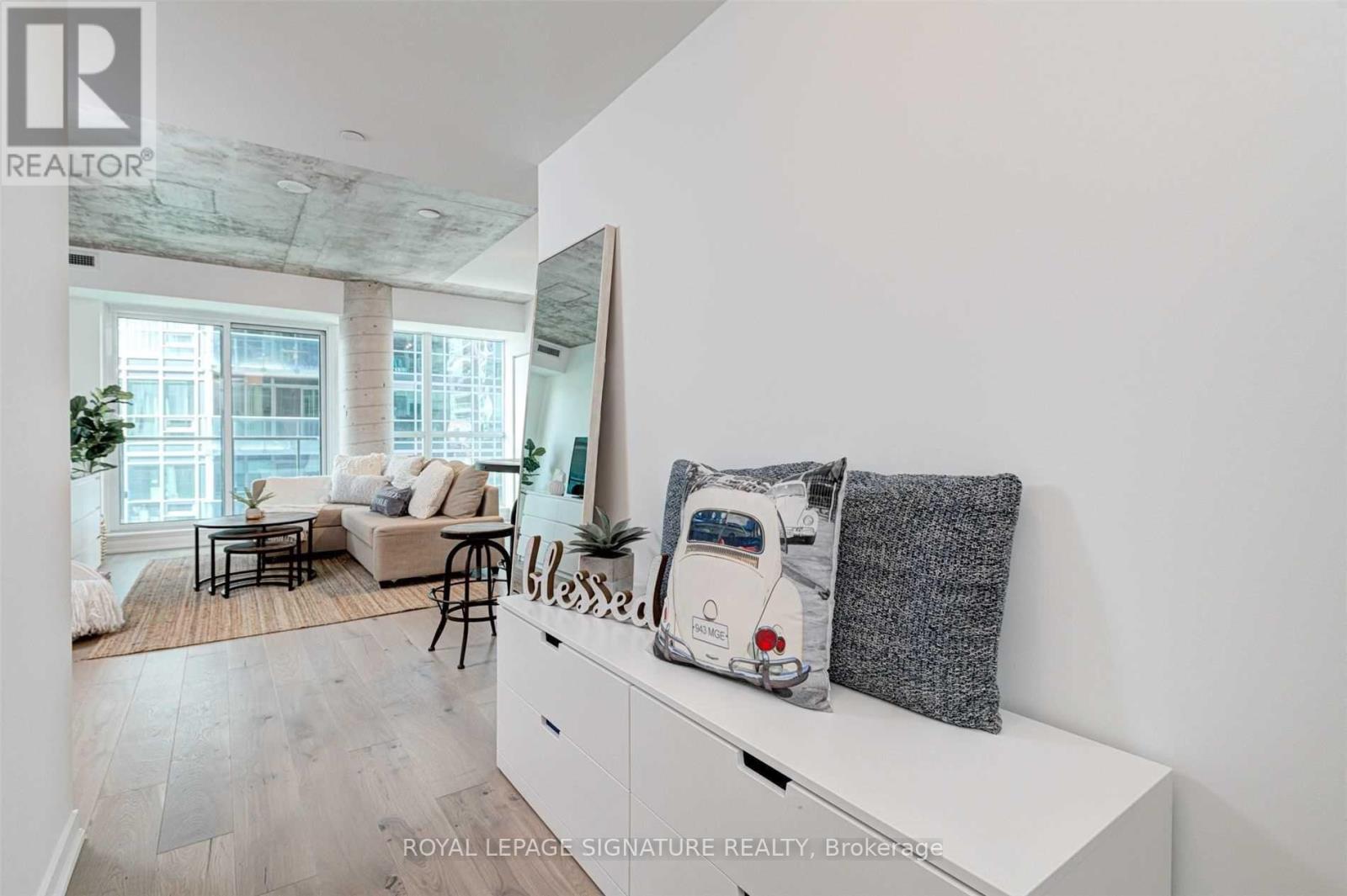 1010 - 69 Lynn Williams Street, Toronto, Ontario  M6K 3R7 - Photo 2 - C13128876