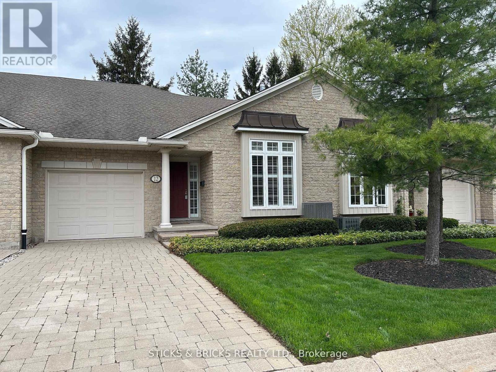 12 - 3241 MONTROSE ROAD, niagara falls (mt. carmel), Ontario