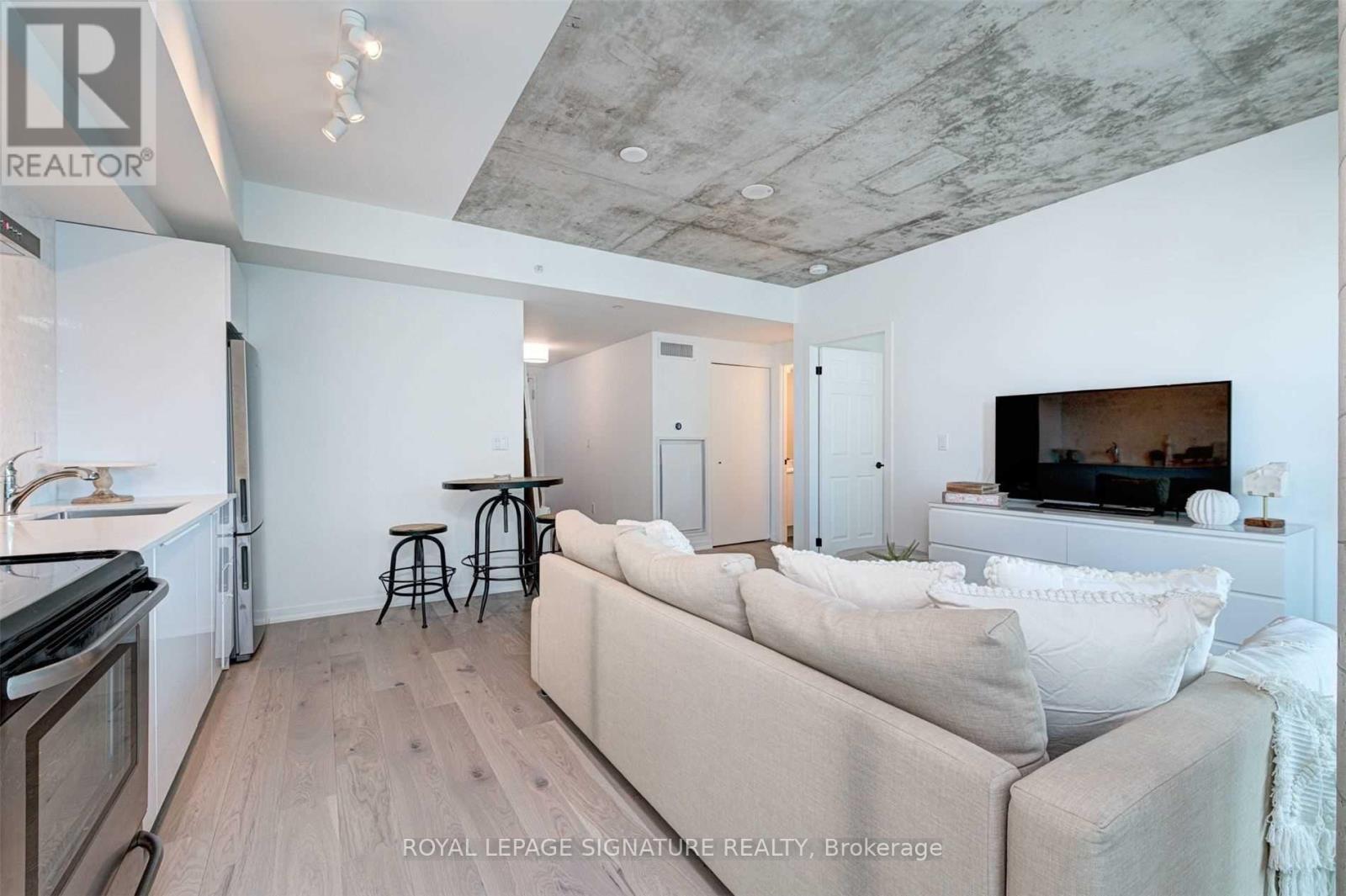 1010 - 69 Lynn Williams Street, Toronto, Ontario  M6K 3R7 - Photo 8 - C13128876