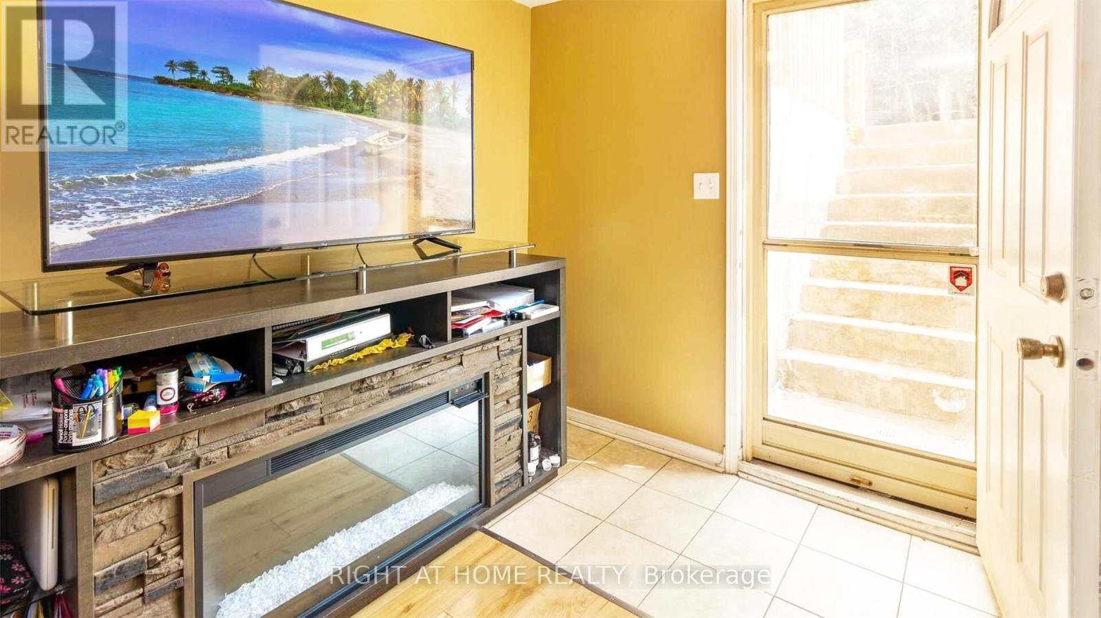 35 Shoredale Drive, Toronto, Ontario  M1G 1K4 - Photo 13 - E12882604