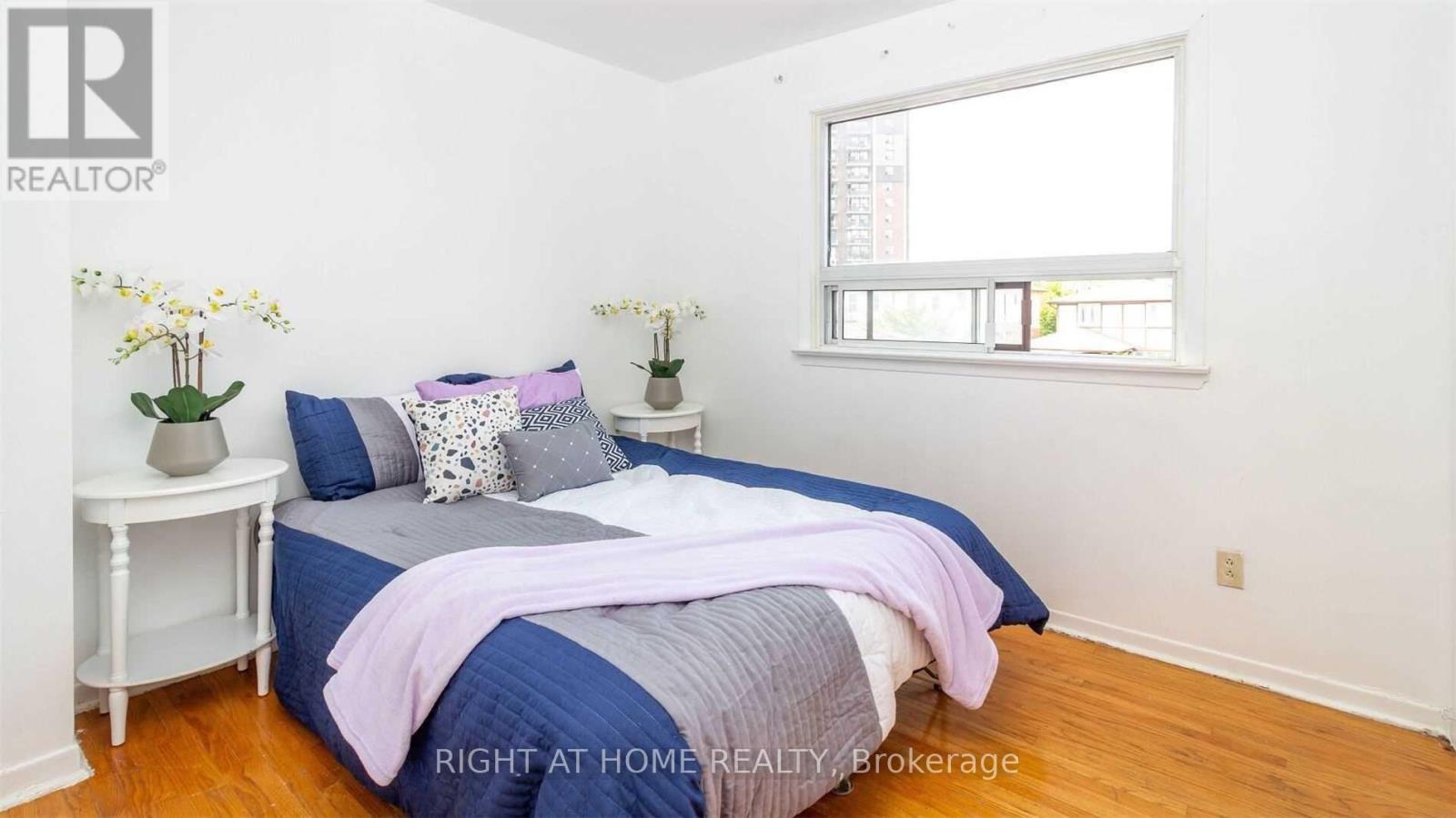 35 Shoredale Drive, Toronto, Ontario  M1G 1K4 - Photo 8 - E12882604