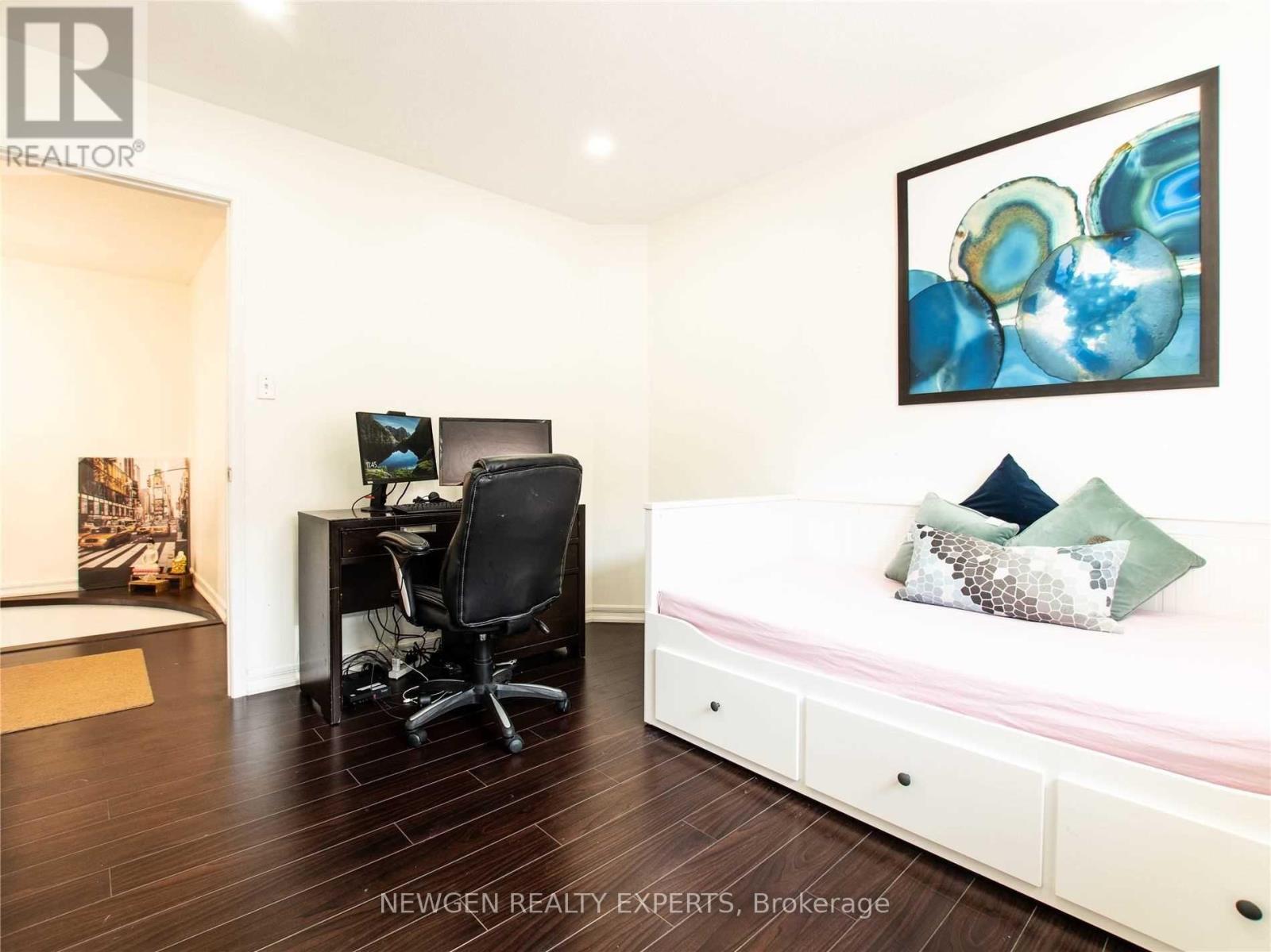 Main Fl - 134 Muirland Crescent N, Brampton, Ontario L6X 4G1 - Photo 11 - W12905360
