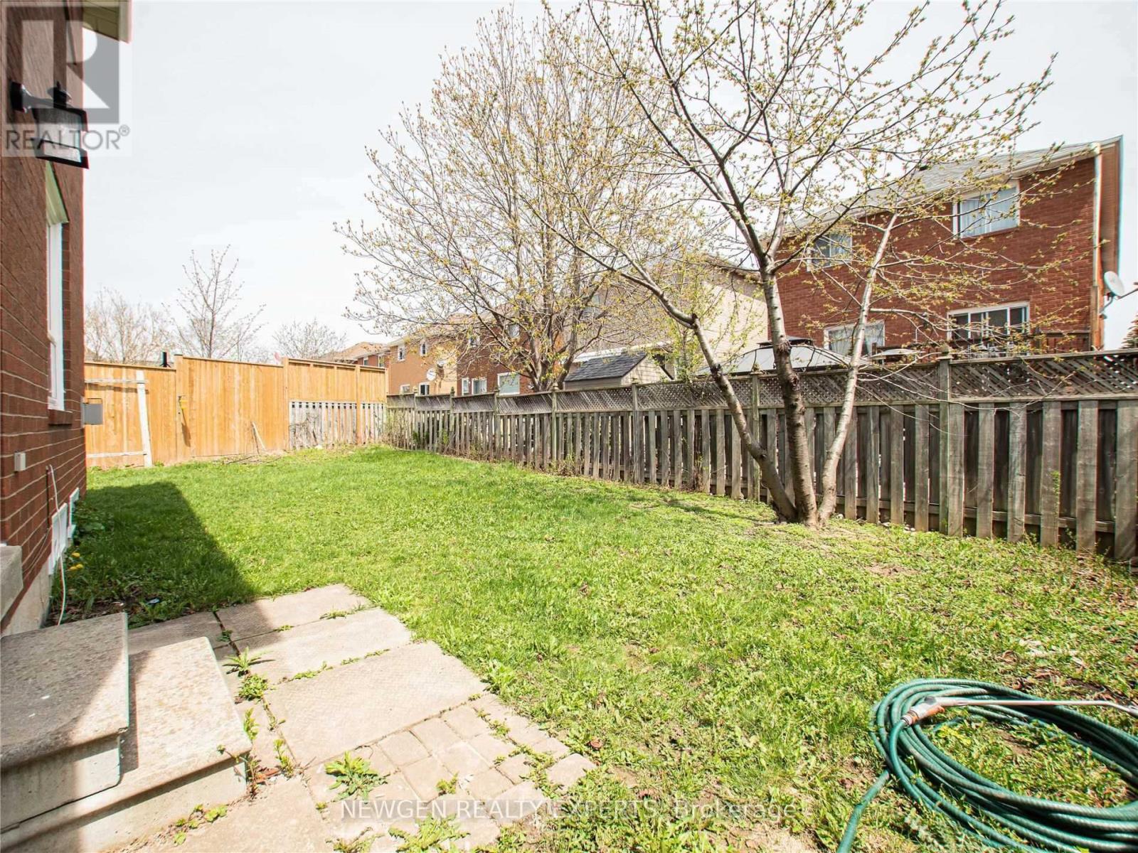 Main Fl - 134 Muirland Crescent N, Brampton, Ontario L6X 4G1 - Photo 15 - W12905360