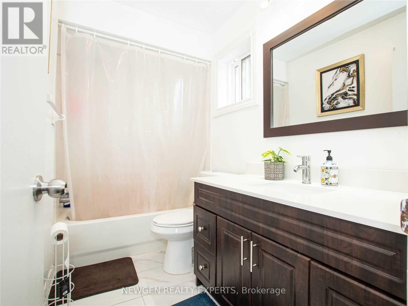 Main Fl - 134 Muirland Crescent N, Brampton, Ontario L6X 4G1 - Photo 10 - W12905360