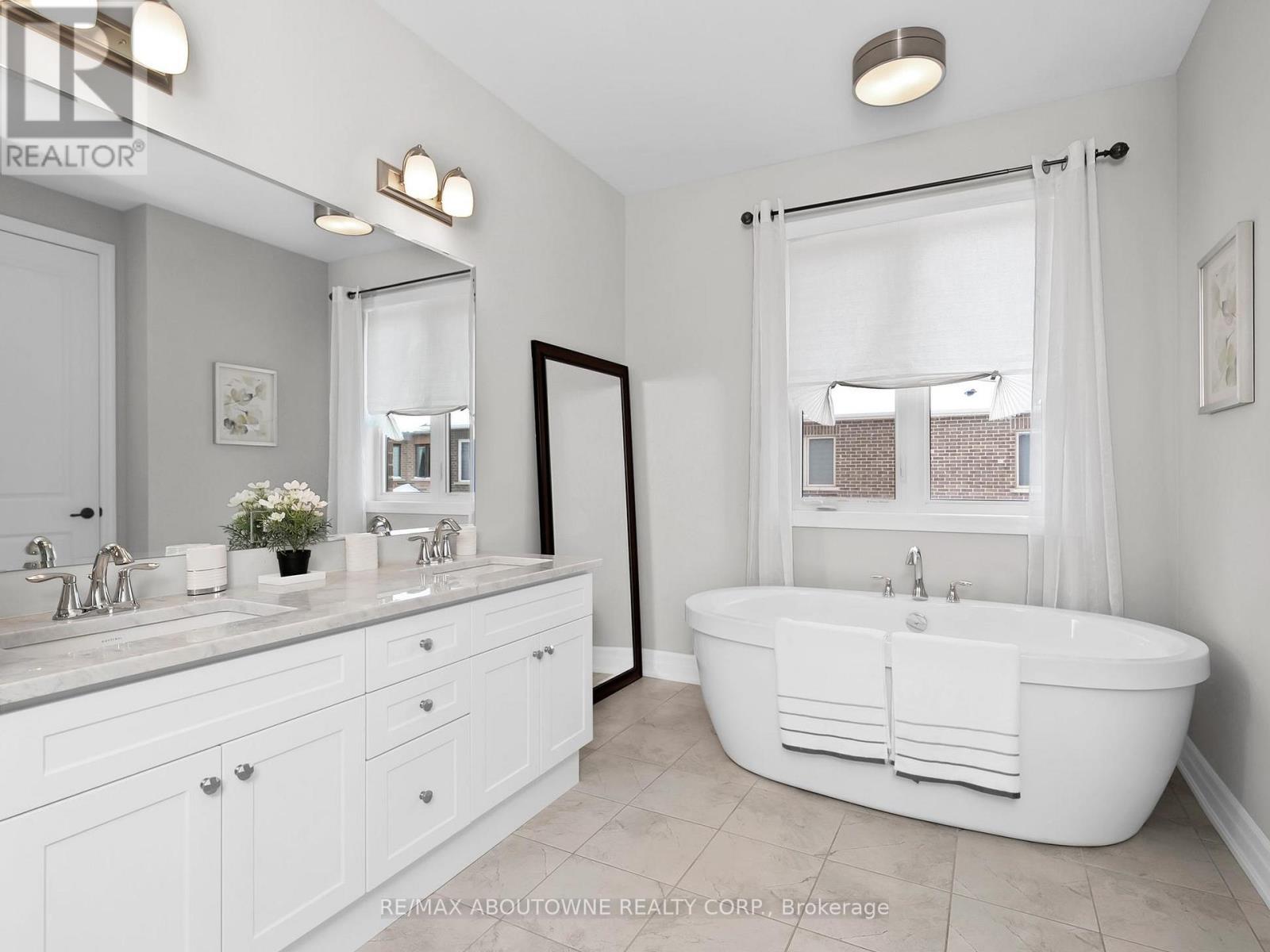 282 Bethpage Drive, Oakville, Ontario  L6M 5K9 - Photo 21 - W13051766